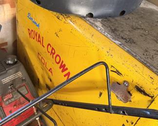 Vintage Royal Crown Cola Yellow Metal Advertising Cooler - RC Cola General Store Collectible - photo 6
