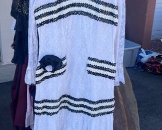 Premium Costumes/Vintage Dresses