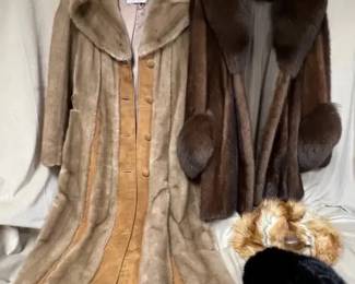 Fur Faux Coats with 2 Fur Hats