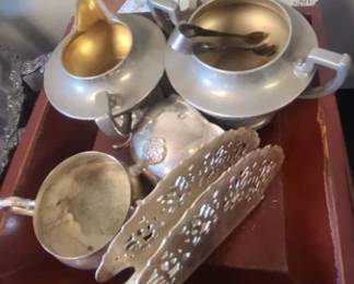 SilverSilverPlated CreamerSugarNapkinHolder