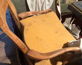 Maple arm chair