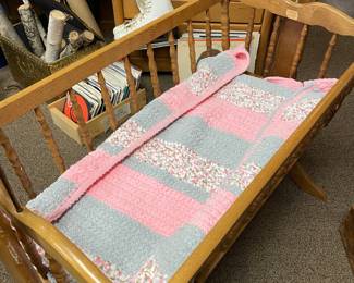 English Cradle ( no blanket)