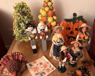 Byers' dolls for Thanksgiving!