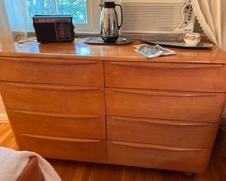 Dresser by Heywood Wakefield - In excellent condition