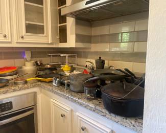 Cast iron cookware 
