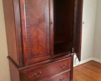 Chest for tv and 2 drawer storage 