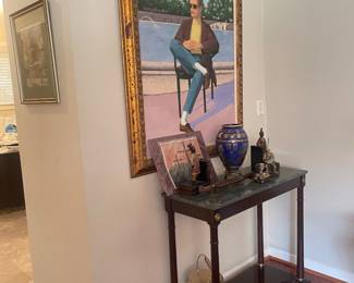 Couch table /vase 