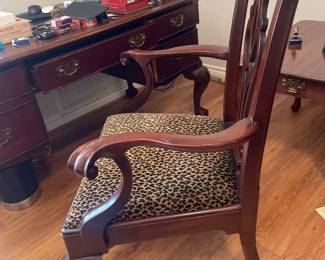 Office chair for desk 