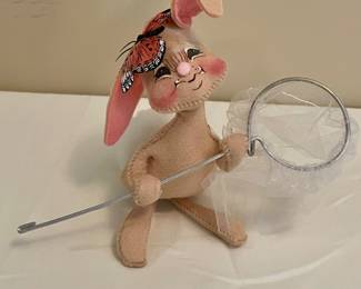 1999 ANNALEE 7" BUNNY with BUTTERFLY and NET (ITEM #850199)