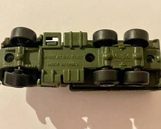 MAISTO M-923 A1 BIG FOOT NATIONAL GUARD 6-WHEEL ARMY TRUCK