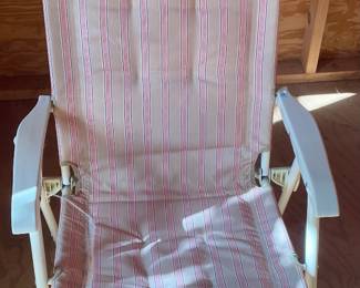 FOLDING PATIO/YARD CHAIR