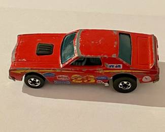 1974 HOT WHEELS "TORINO STOCKER"