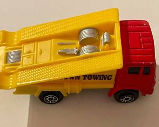 MAISTO SPEED WHEELS FLATBED RAMP TOW TRUCK