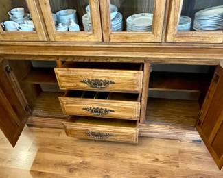 VINTAGE CHINA CABINET