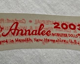 2003 ANNALEE ELEGANT CHRISMAS MOUSE IN BASKET