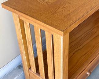 OAK CONCOLE TABLE