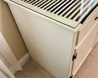 GLASS-TOP CRAFTING BENCH/CABINET