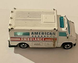 1989 HOT WHEELS "AMERICAN AMBULANCE SERVICE VAN"