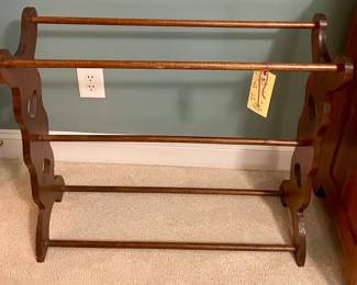 QUILT RACK