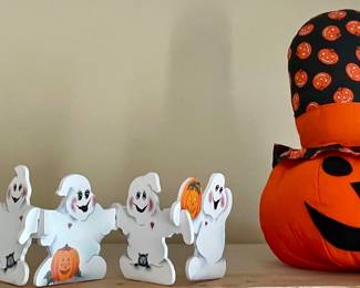 HALLOWEEN DECOR