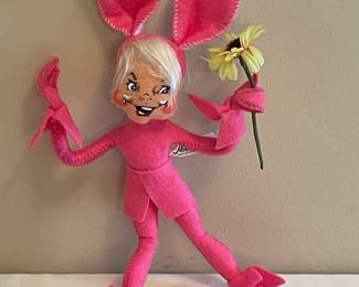 2009 ANNALEE PINK BUNNY ELF with FLOWER
