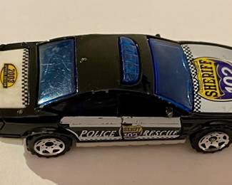 MATCHBOX SHERIFF 102 POLICE CAR