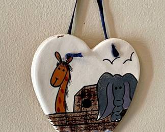 POTTERY NOAH'S ARK WALL PLAQUE