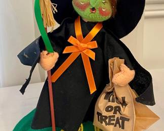 1996 ANNALEE "WITCH KID" (ITEM #303696)