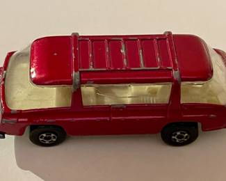 1970 MATCHBOX NO. 22 FREEMAN INTER-CITY COMMUTER by LESNEY