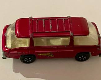 1970 MATCHBOX NO. 22 FREEMAN INTER-CITY COMMUTER by LESNEY