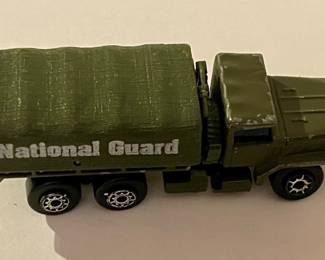 MAISTO M-923 A1 BIG FOOT NATIONAL GUARD 6-WHEEL ARMY TRUCK