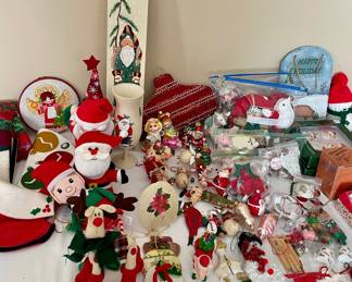 MISC. CHRISTMAS DECOR