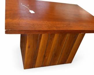 Pair of Lane end tables – Lane Altavista style 1097-05 stamp, slab base side tables | Lot 1080, bids start at $150