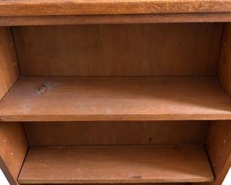 Bookcase – 4-cube bookshelf | Lot 1152, bids start at $10