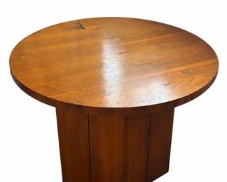 Lane round drum table / end table – Lane Altavista, Virginia stamp, style 1097-22, side table with faceted base | Lot 1001, bids start at $75
