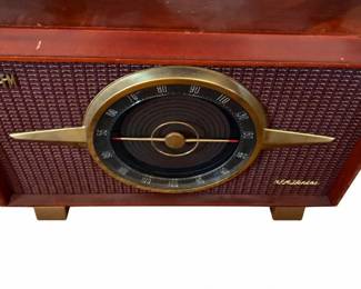 Vintage RCA Victor Golden Throat tabletop radio – brown with gold trim | Lot 1189, bids start at $10