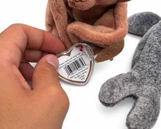 Ty brown bat plush – Ty stuffed animal with tags, Halloween | Lot 1097, bids start at $10