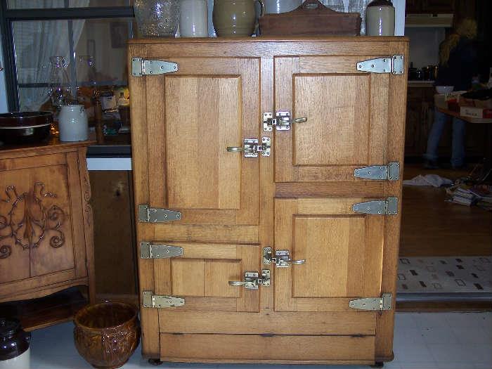 Oak Ice Box