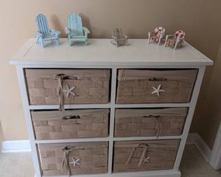 Beach-Themed Decor