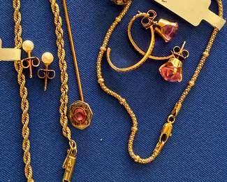 gold jewelry