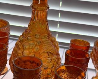 "Imperial Grape" decanter and cordials