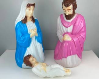 Lot 068  Vintage 3Piece Plastic Blow Mold Nativity Set  Mary, Joseph  Baby Jesus