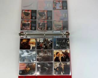 Lot 063  Vintage Batman  Batman Returns Movie Trading Card Collection in Binder