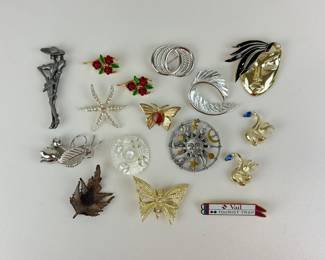 Lot 112  Assorted Vintage  Contemporary Costume Jewelry Brooches  Pins  16 Pieces