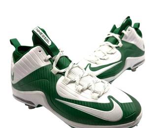 GUARANTEED AUTHENTIC Nike Huarache 2KFilth Pro Mid Green/White Baseball Cleats; Men’s Size 11 - Pre-Owned
