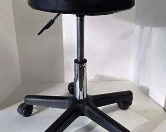 93 BlackHeightAdjustableRollingStoolwithCasters