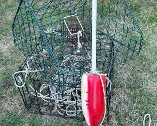 15 2VinylCoatedSteelCrabTrapswithBuoy