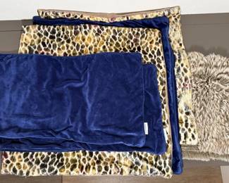 145 AssortedDesignerPillowCoversCalvinKleinTahari