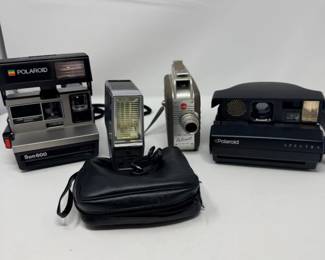 110 VintagePolaroidCamerasAntiqueMovieCamEquipmentCollection