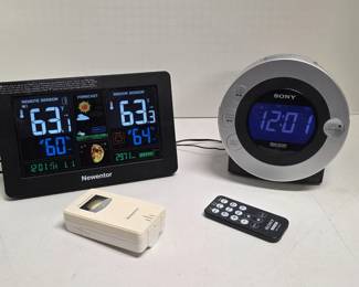 126 SonyDreamMachineNewentorWirelessColorWeatherStation
